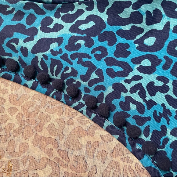 Lilly Pulitzer V Neck Etta Dress in Oyster Bay Navy My Favorite Spot -Medium - Picture 4 of 5